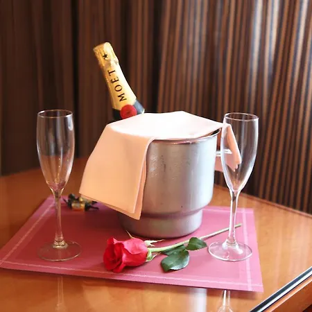 Μοτέλ Aeropuerto Βίγκο