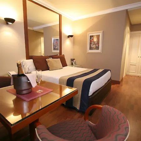 Aeropuerto 2* Βίγκο