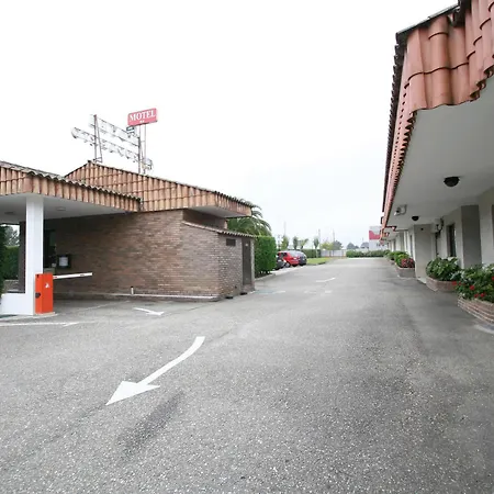 Aeropuerto Motel